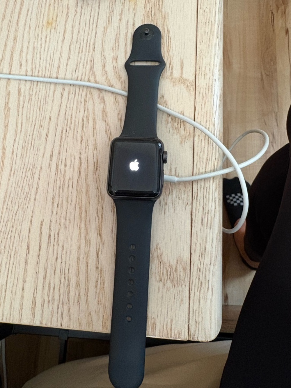 Series 3 Apple watch GPS Only rarely worn no sratches